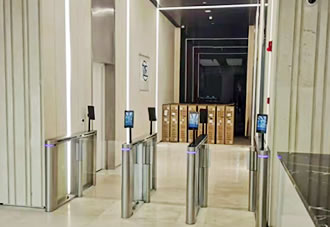 擺閘翼閘速通門通道閘機有什么區別