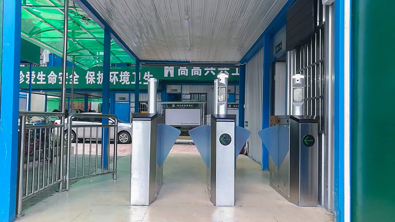 醫院人臉識別測溫閘機怎么用？