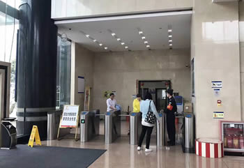 三輥閘機的優缺點有哪些？