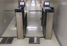 如何選擇三輥閘機(jī)廠家？